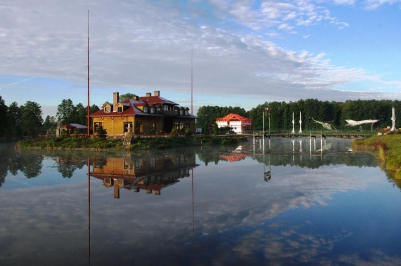 Malibu Lublin Hotel Luaran gambar